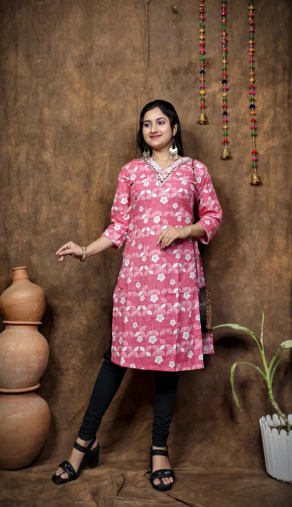 COTTON V NECK KURTI