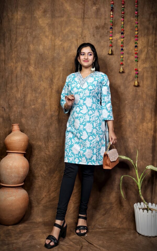 COTTON V NECK KURTI - Image 4
